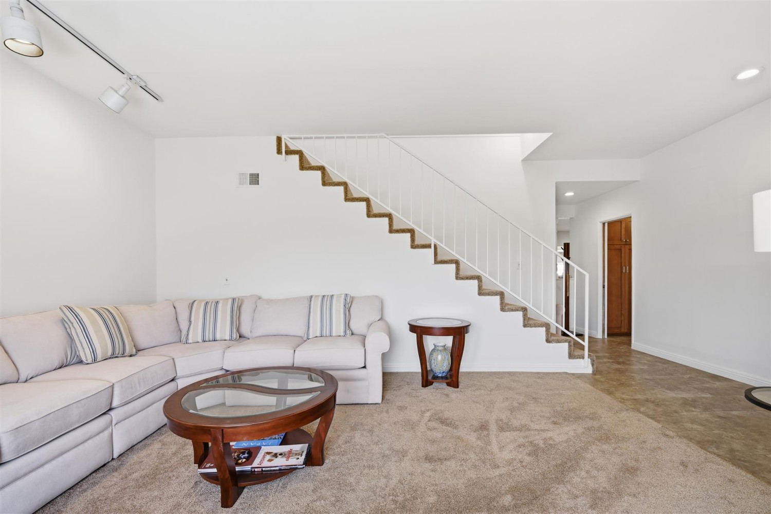 Elfyer - Covina, CA House - For Sale