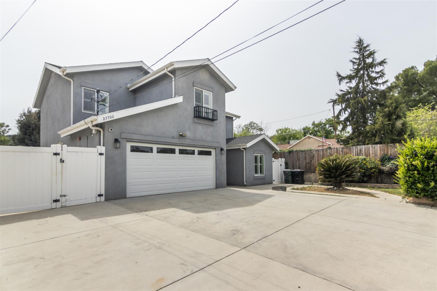 Elfyer - Castaic, CA House - For Sale