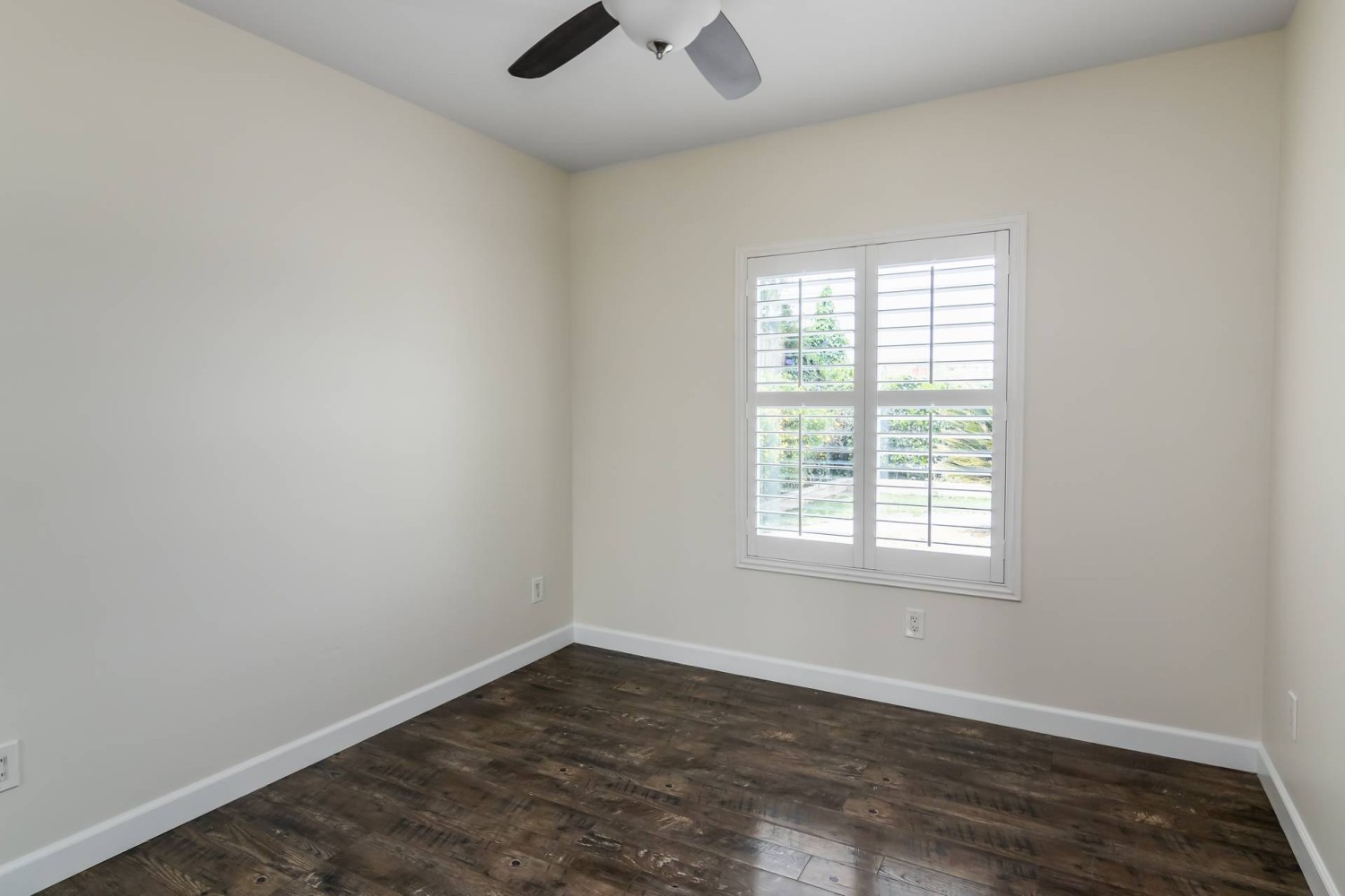 Elfyer - Castaic, CA House - For Sale