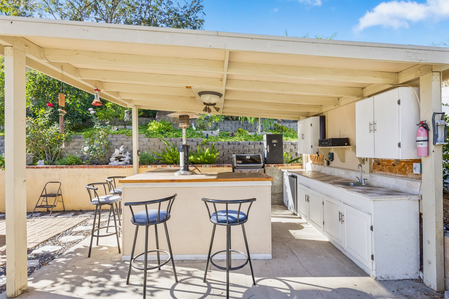 Elfyer - Moreno Valley, CA House - For Sale