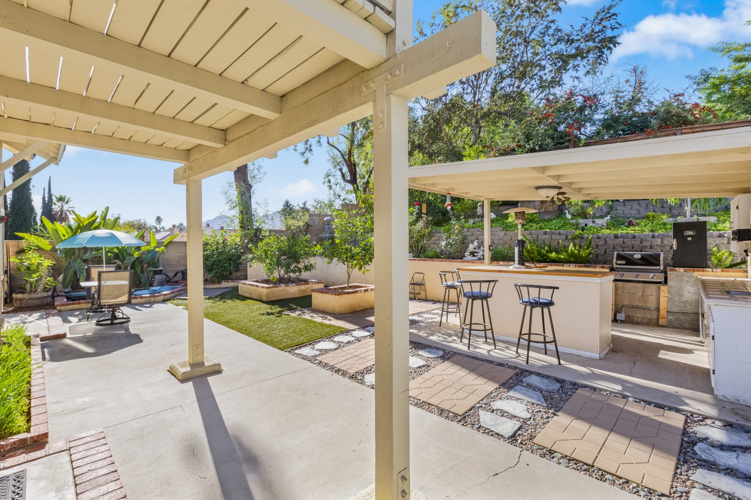 Elfyer - Moreno Valley, CA House - For Sale