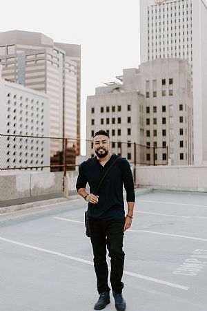 Agent Photo