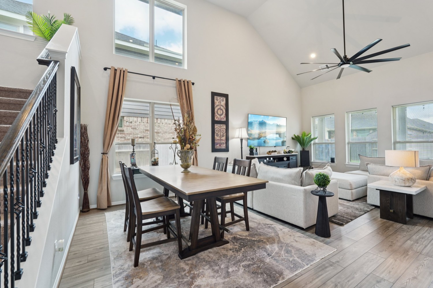 Elfyer - Conroe, TX House - For Sale