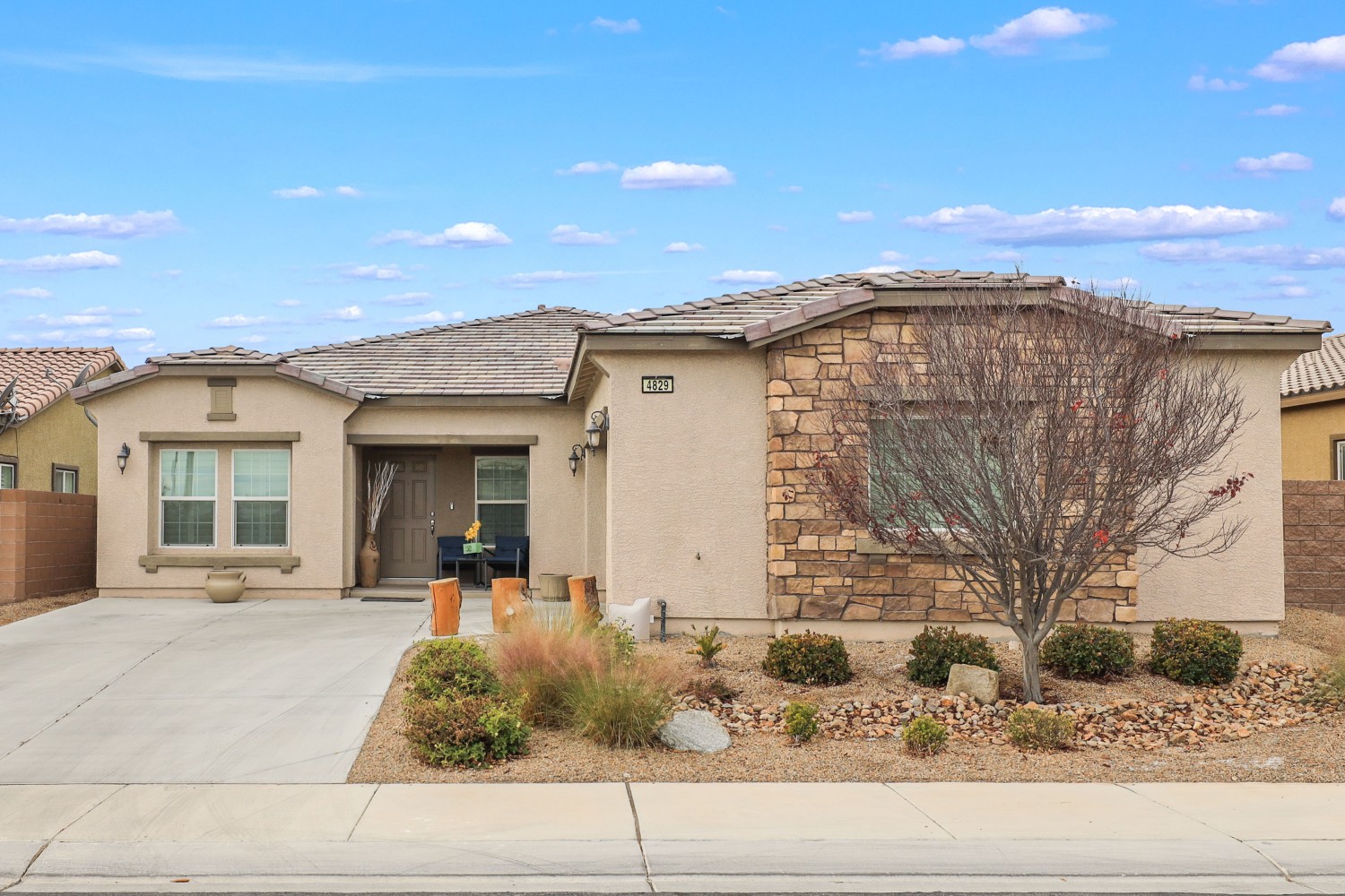 Elfyer - North Las Vegas, NV House - For Sale