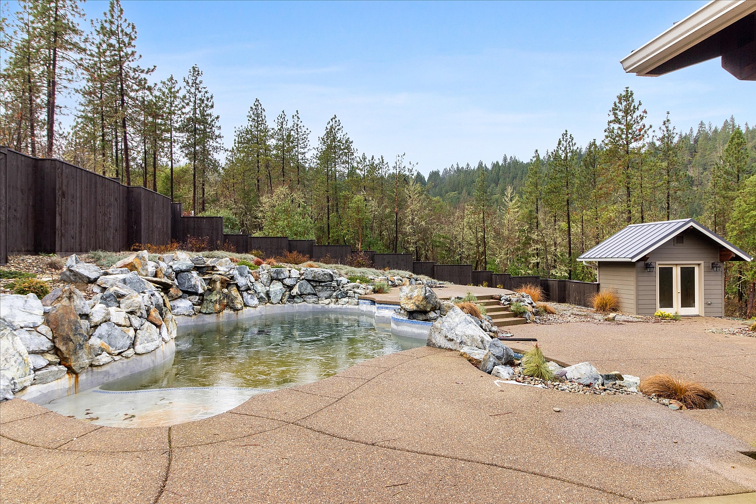 Elfyer - Grants Pass, OR House - For Sale