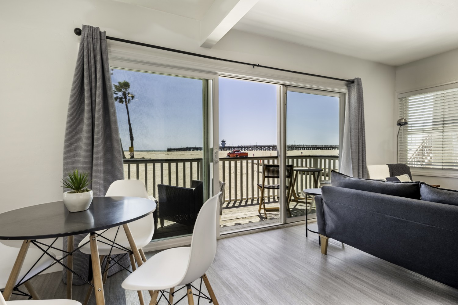 Elfyer - Seal Beach, CA House - For Sale