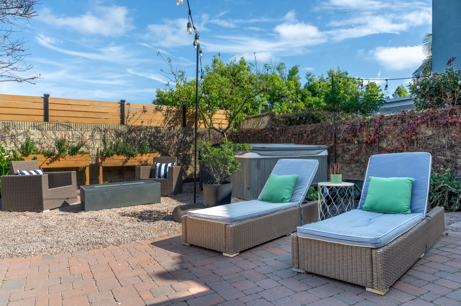 Elfyer - Long Beach, CA House - For Sale