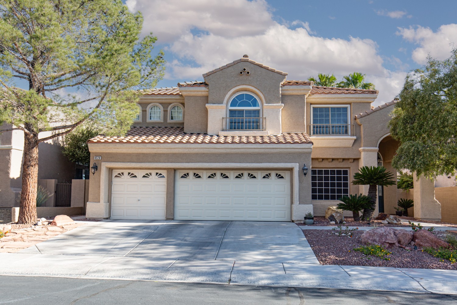 Elfyer - Las Vegas, NV House - For Sale
