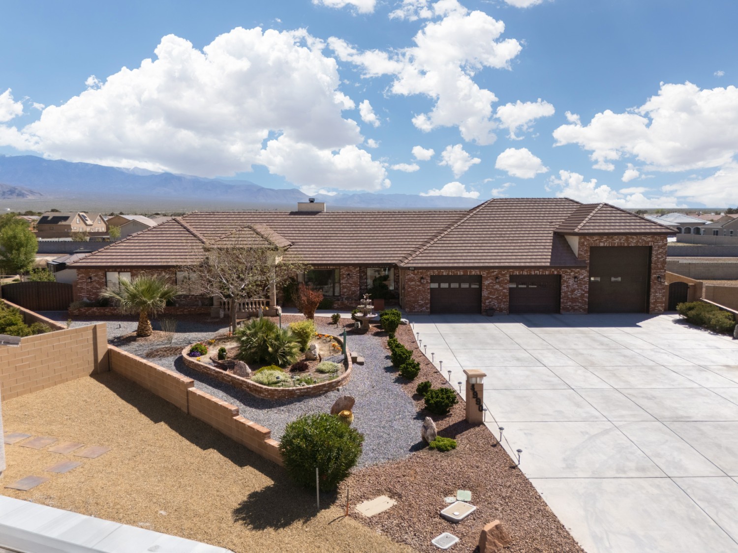 Elfyer - Pahrump, NV House - For Sale