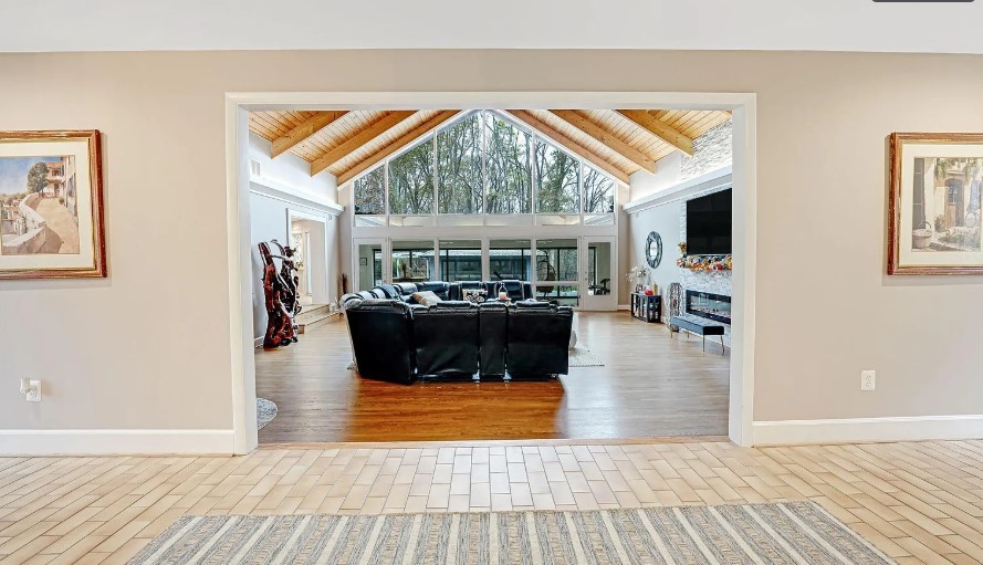 Elfyer - Potomac, MD House - For Sale