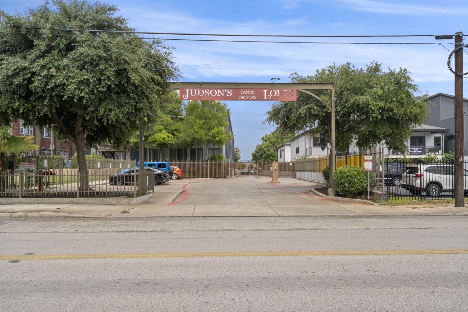 Elfyer - San Antonio, TX House - For Sale
