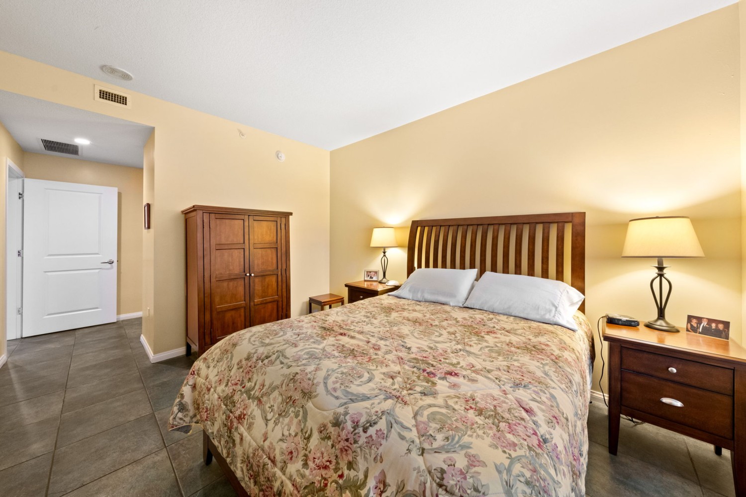 Elfyer - San Diego, CA House - For Sale