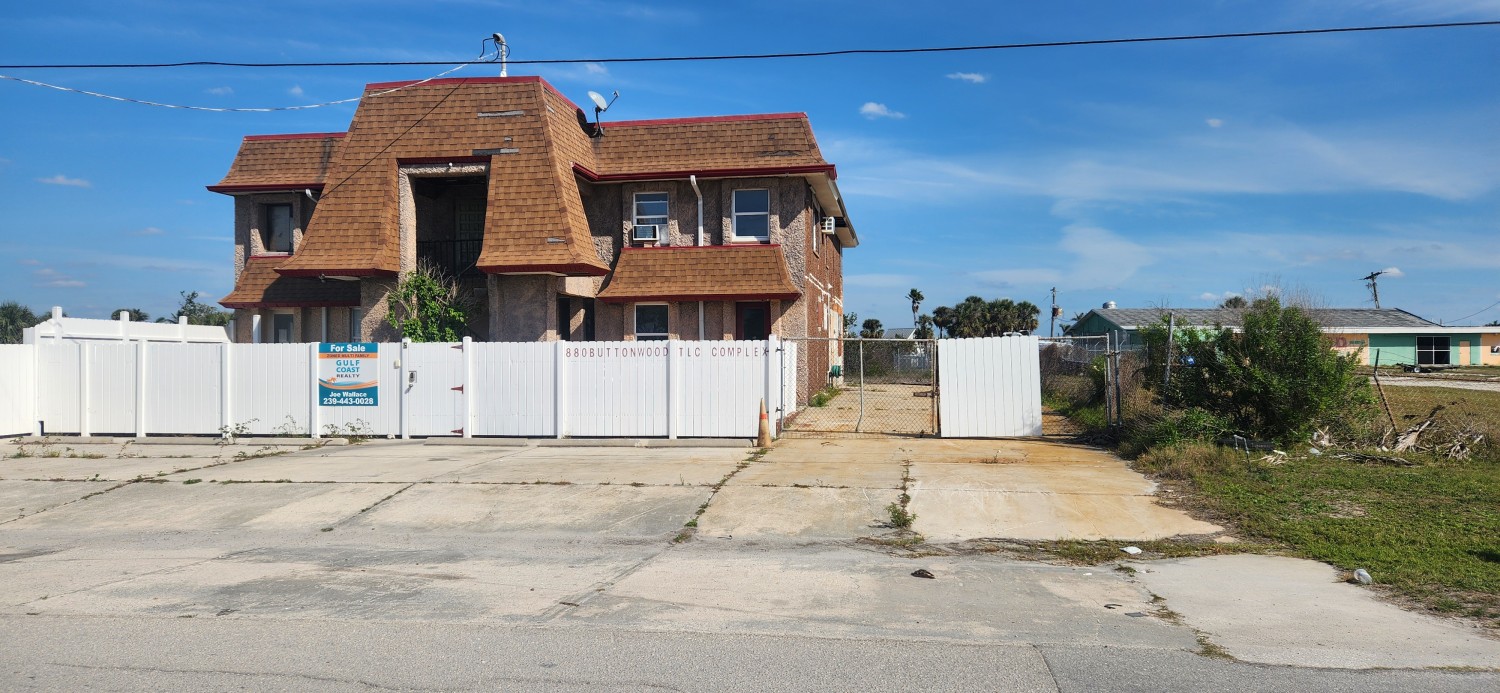 Elfyer - Fort Myers Beach, FL House - For Sale