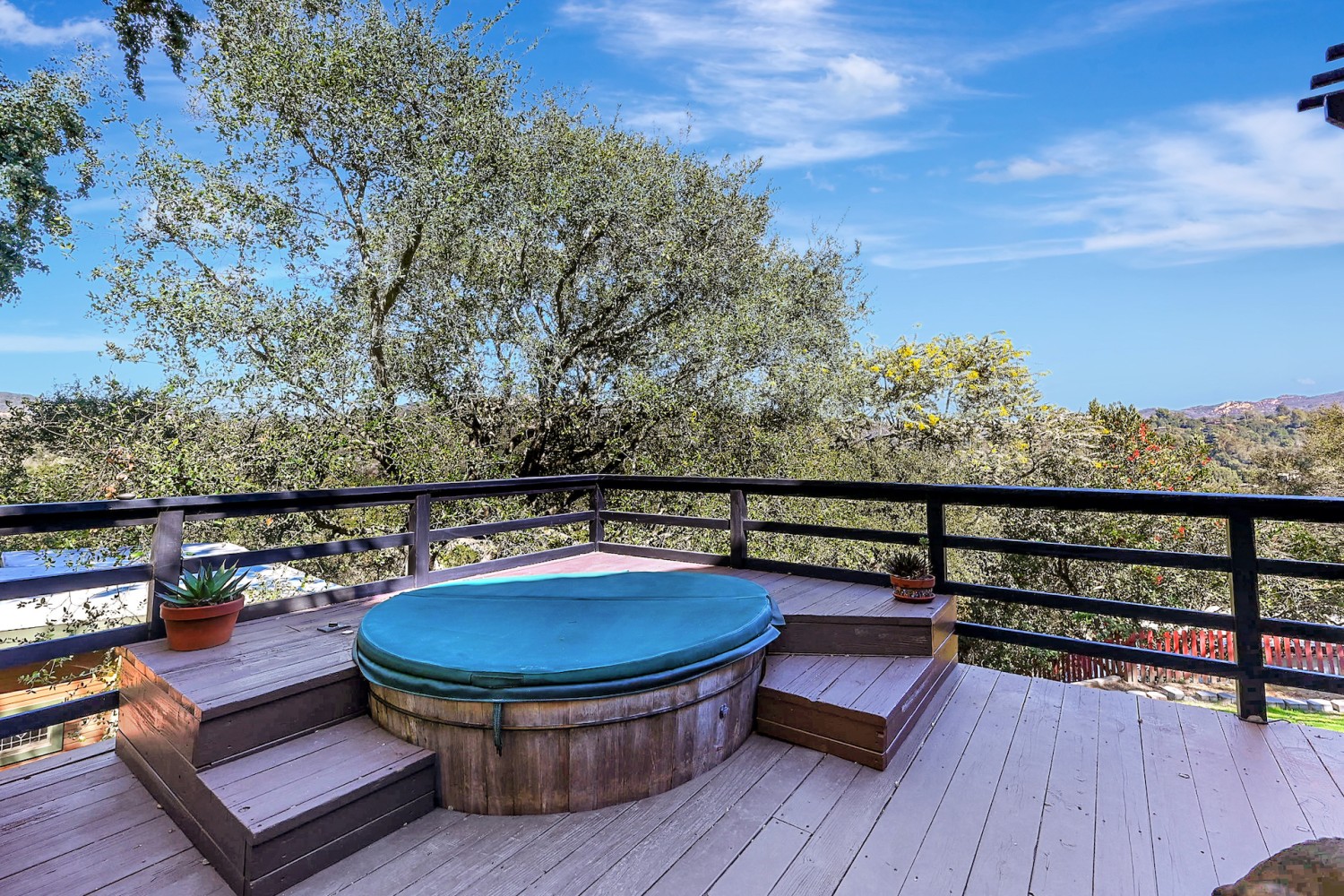 Elfyer - Topanga, CA House - For Sale