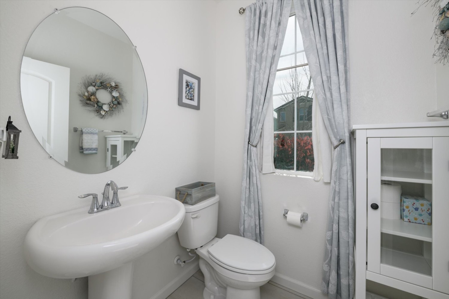 Elfyer - Sacramento, CA House - For Sale
