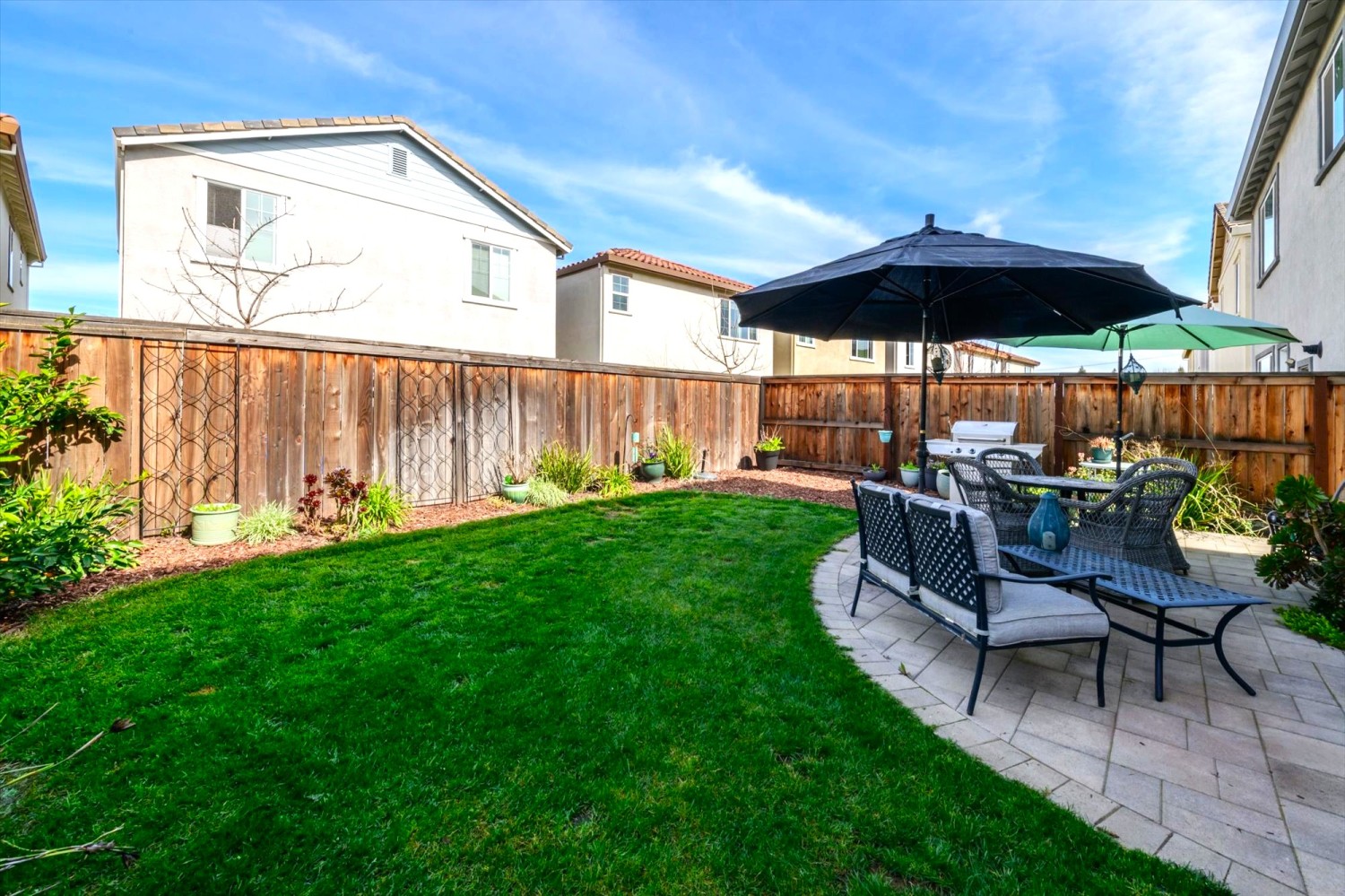 Elfyer - Sacramento, CA House - For Sale