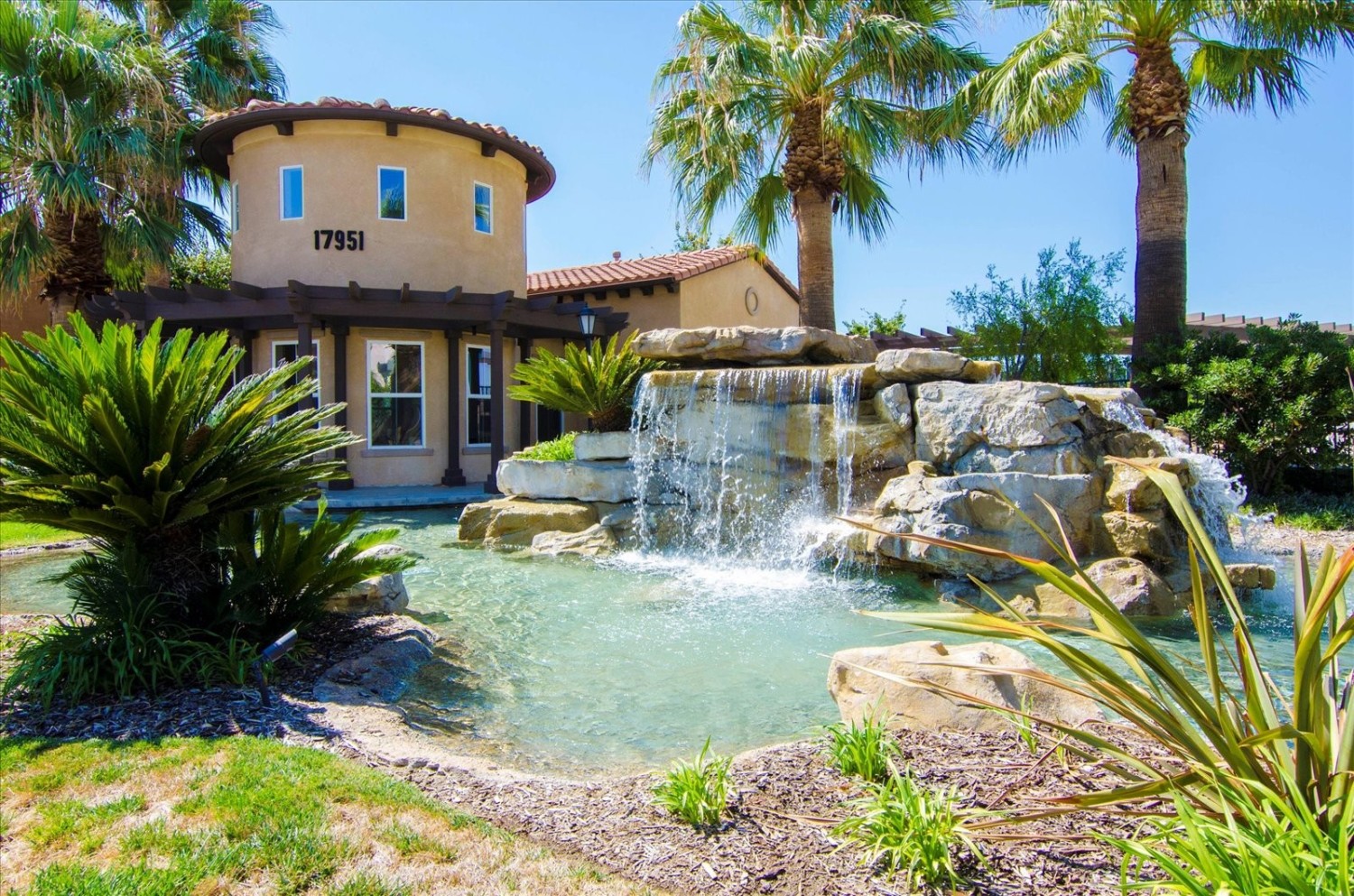 Elfyer - Canyon Country, CA House - For Sale