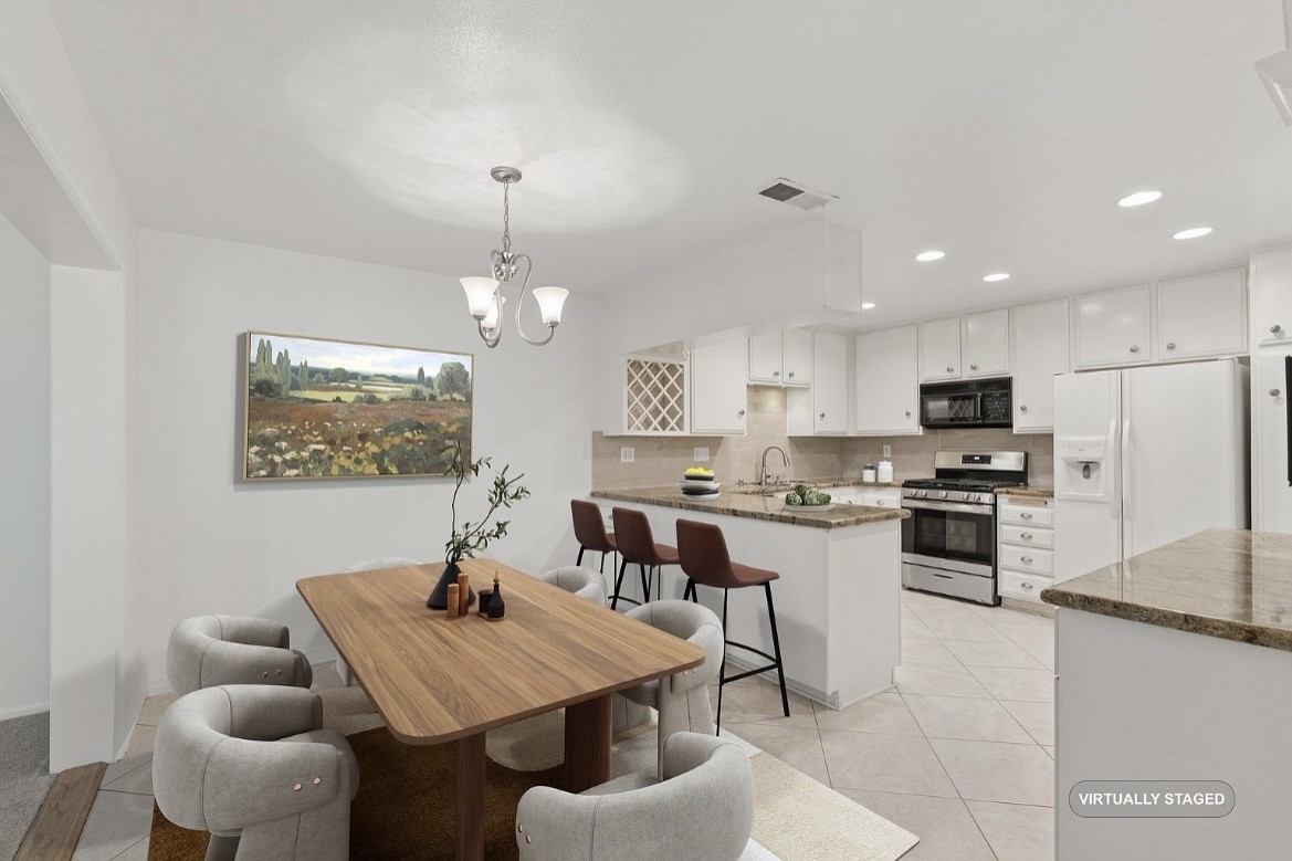Elfyer - Santa Clarita, CA House - For Sale