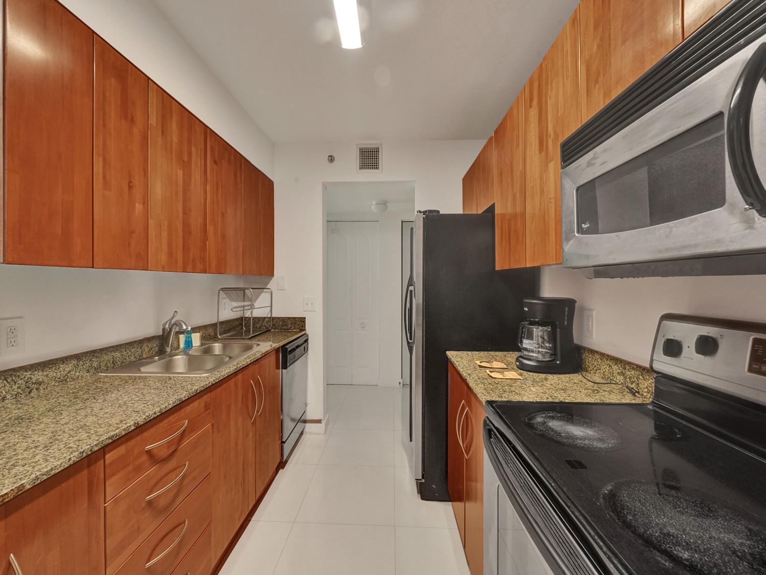 Elfyer - Miami, FL House - For Sale