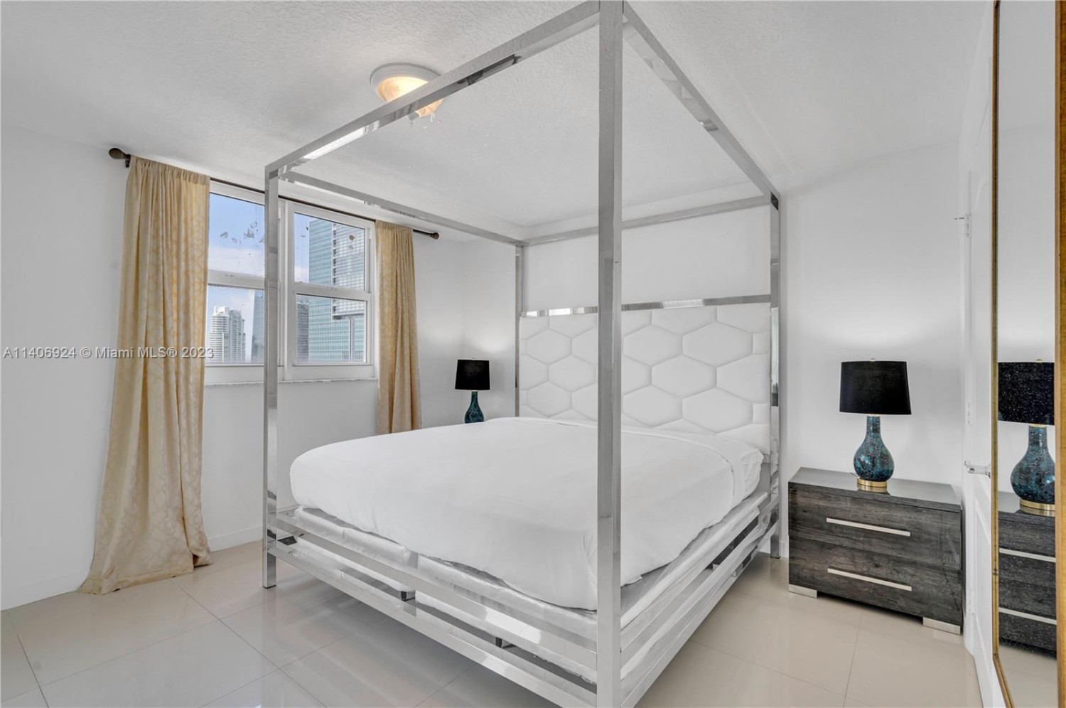 Elfyer - Miami, FL House - For Sale