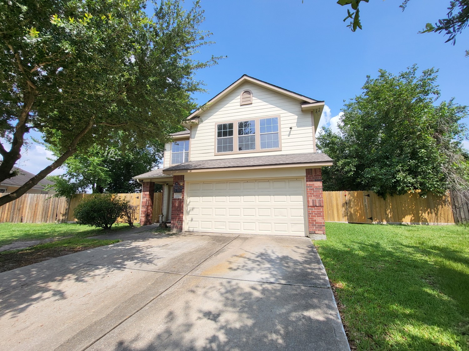 Elfyer - Houston, TX House - For Sale