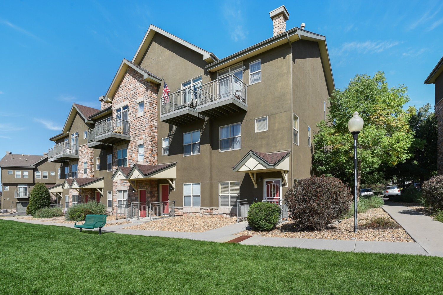 Elfyer - Aurora, CO House - For Sale