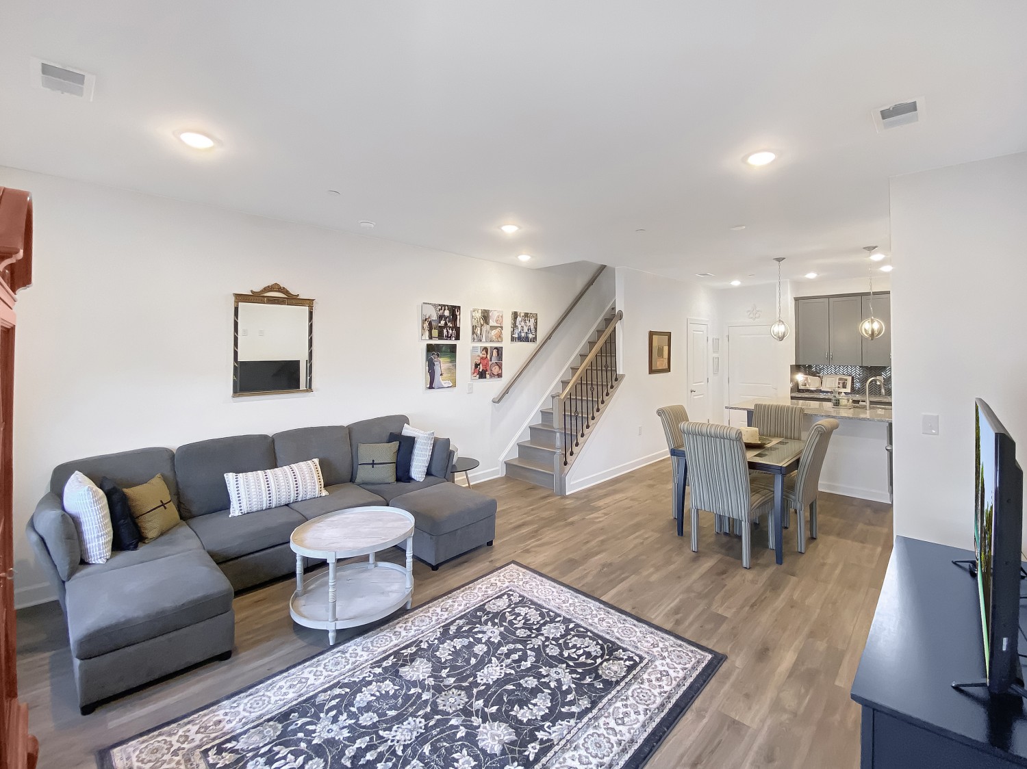 Elfyer - Chantilly, VA House - For Sale