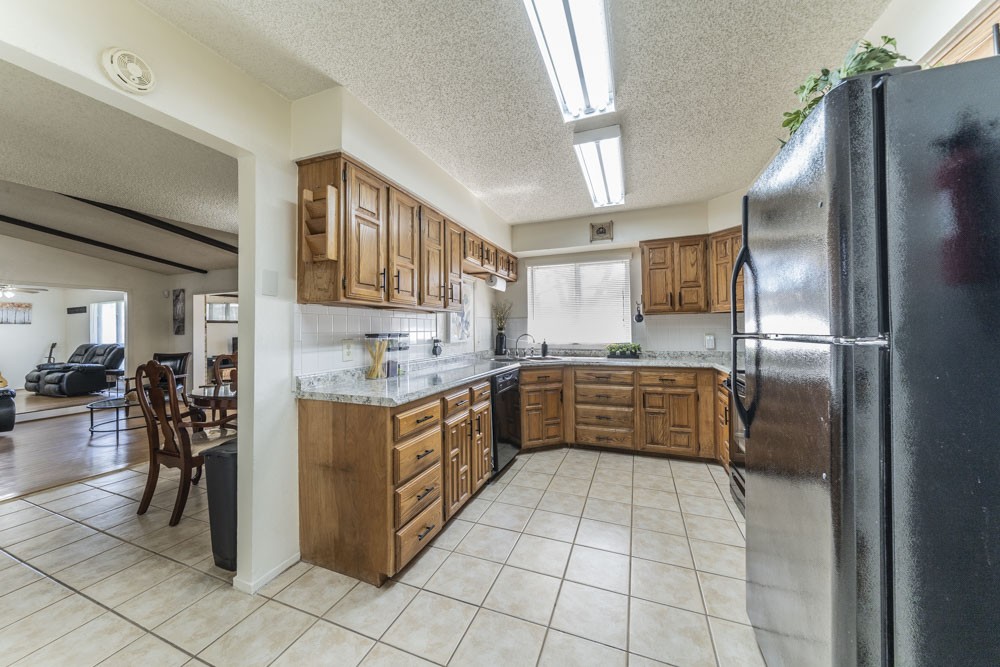 Elfyer - Grand Prairie, TX House - For Sale