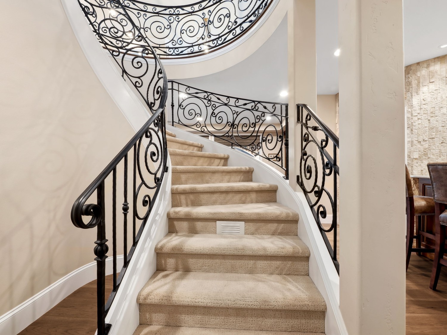 Elfyer - Gig Harbor, WA House - For Sale