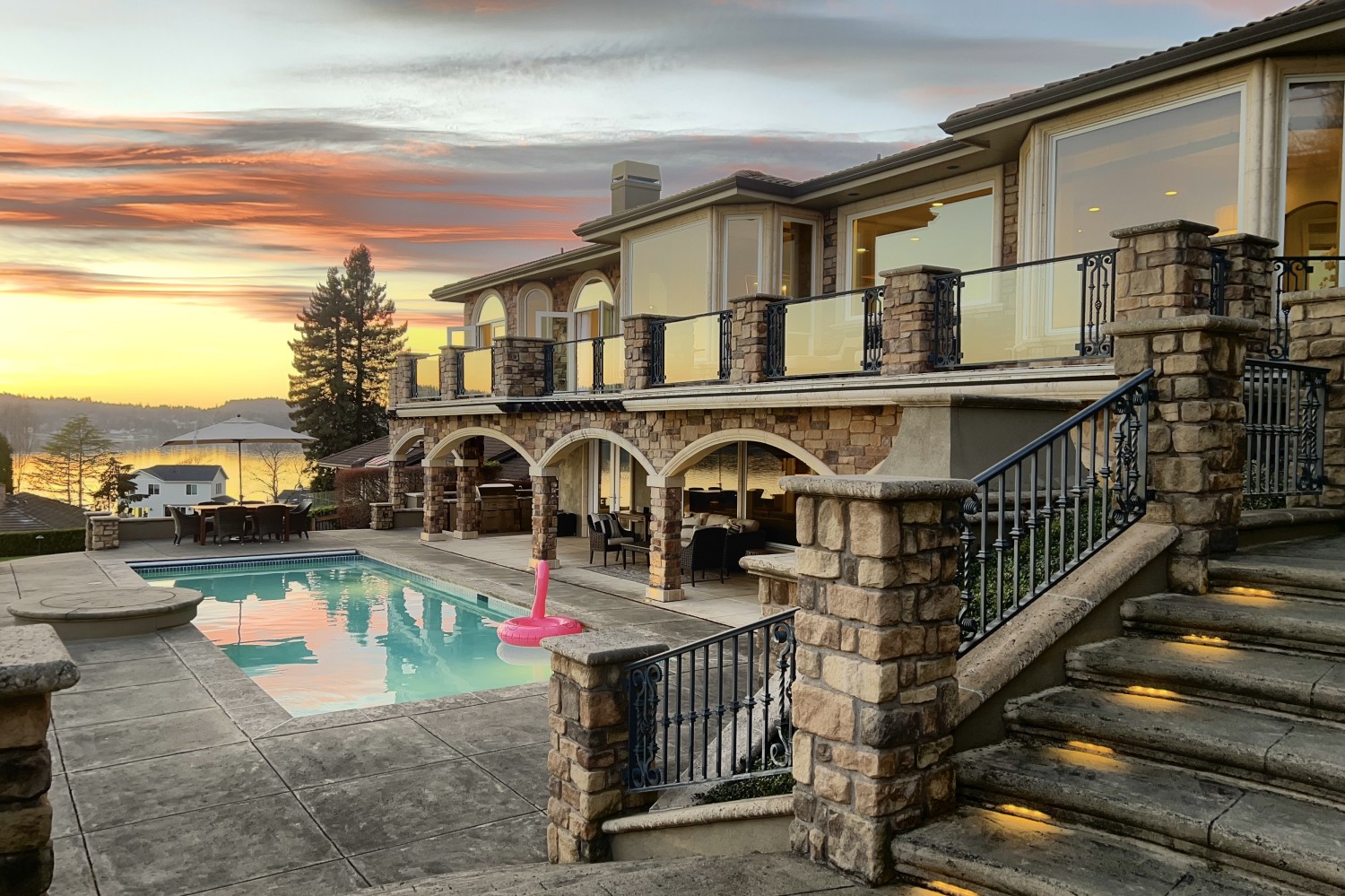 Elfyer - Gig Harbor, WA House - For Sale