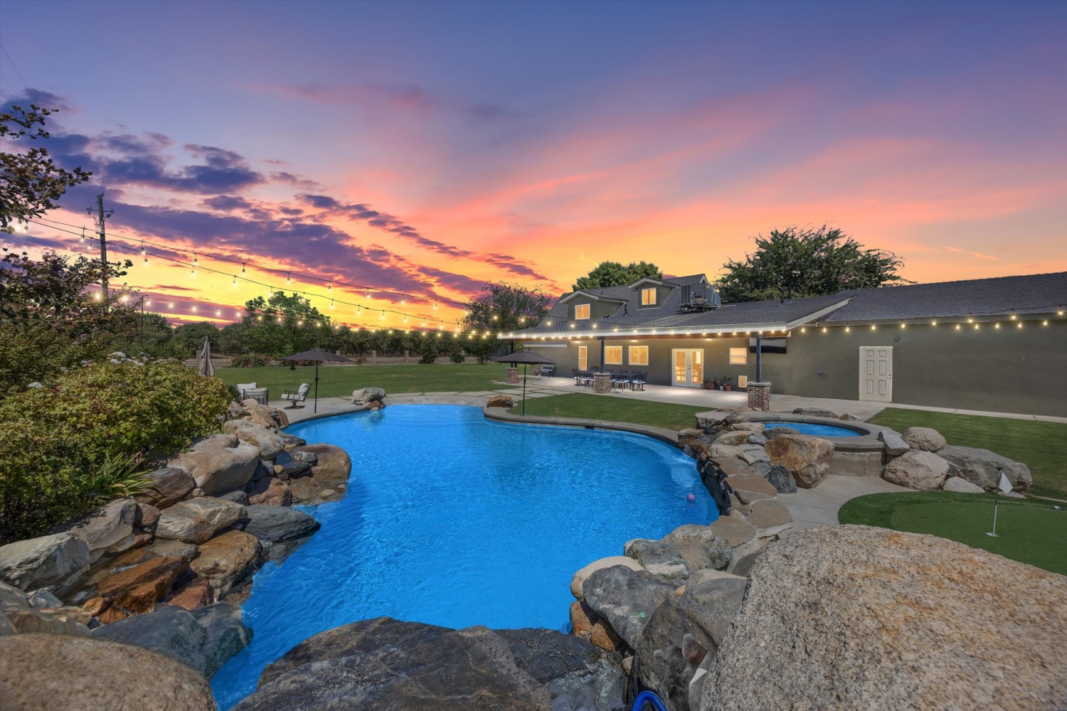 Elfyer - Bakersfield, CA House - For Sale