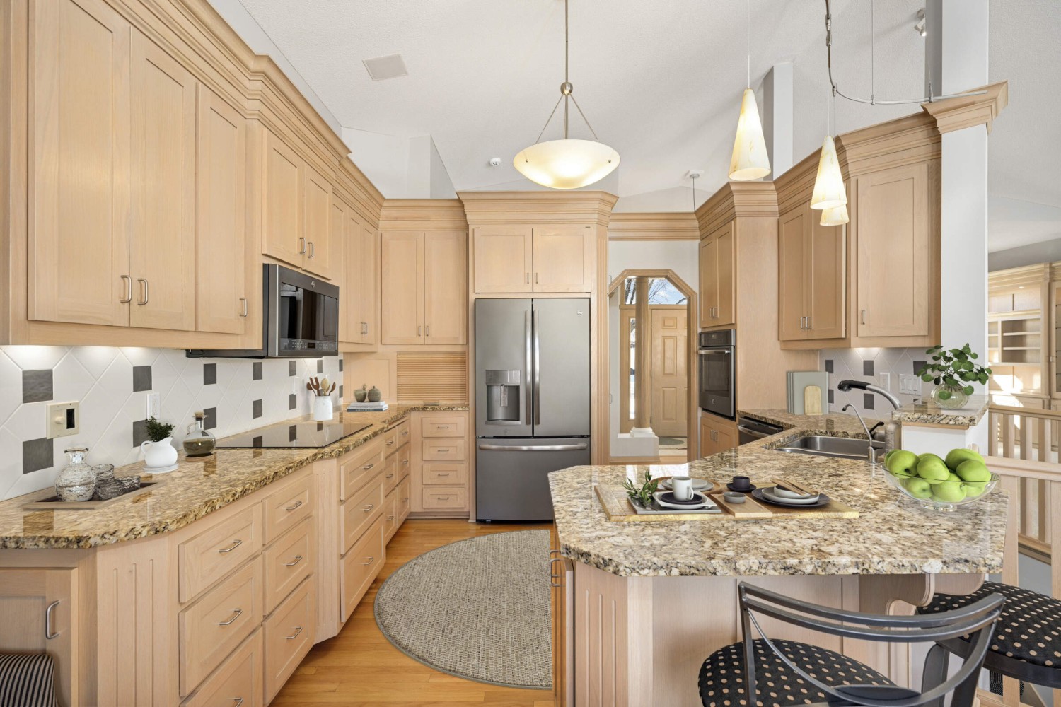 Elfyer - Blaine, MN House - For Sale