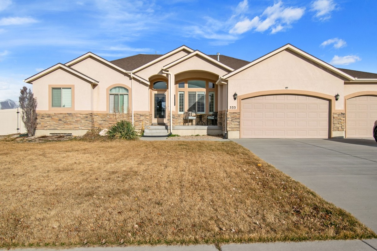 Elfyer - Grantsville, UT House - For Sale