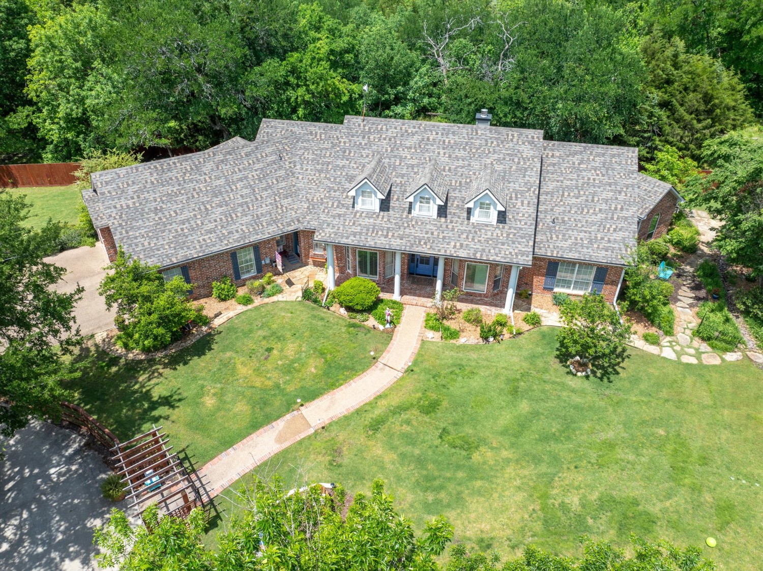 Elfyer - Farmersville, TX House - For Sale