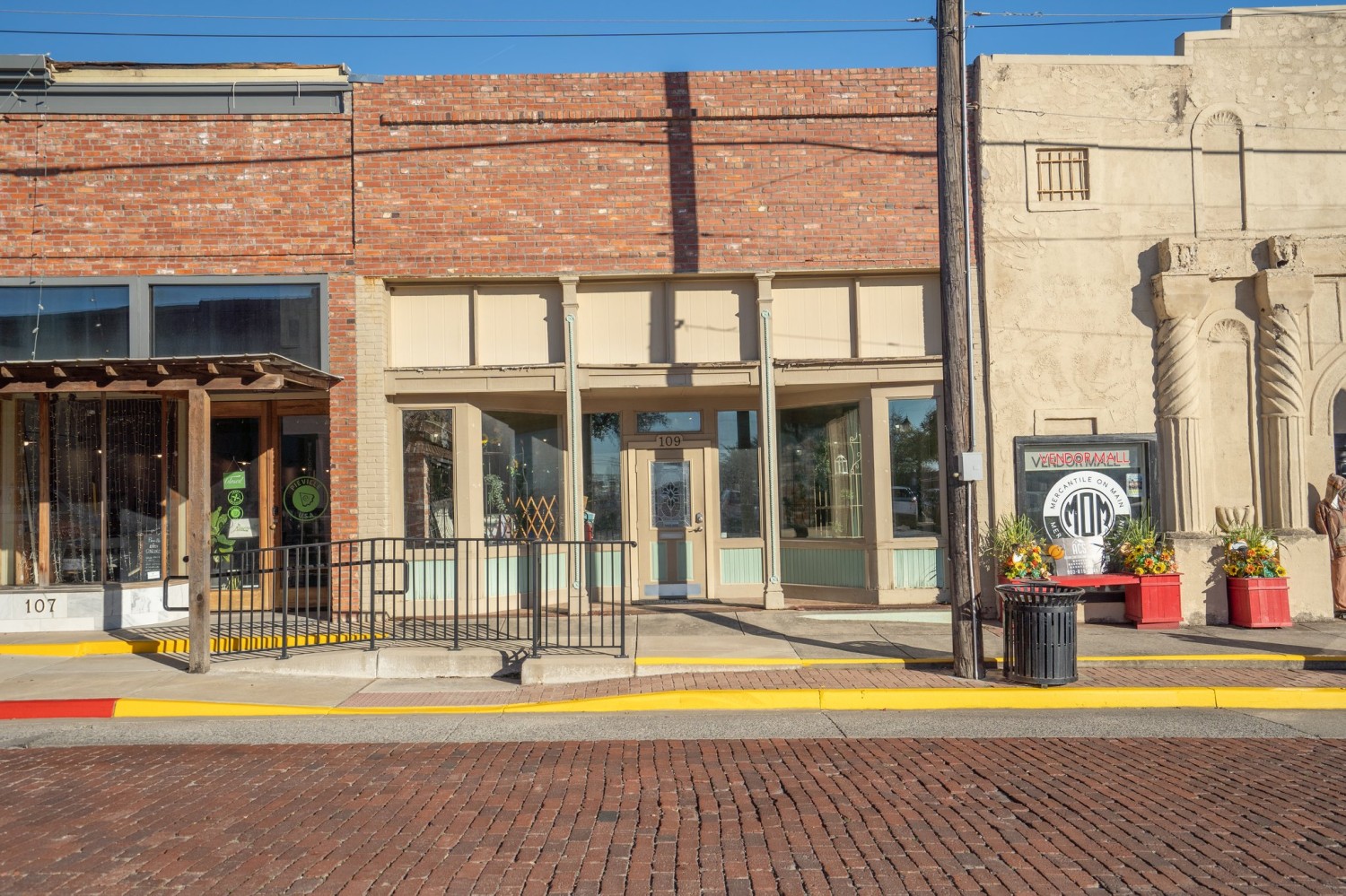 Elfyer - Farmersville, TX House - For Sale