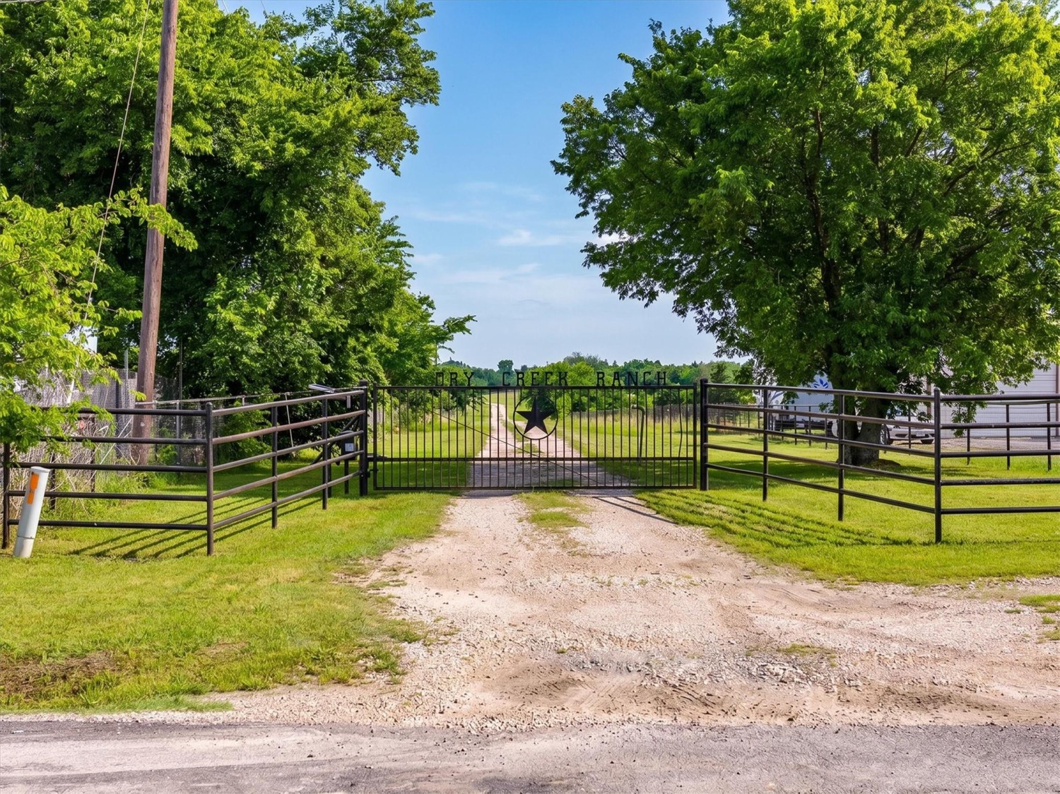 Elfyer - Farmersville, TX House - For Sale