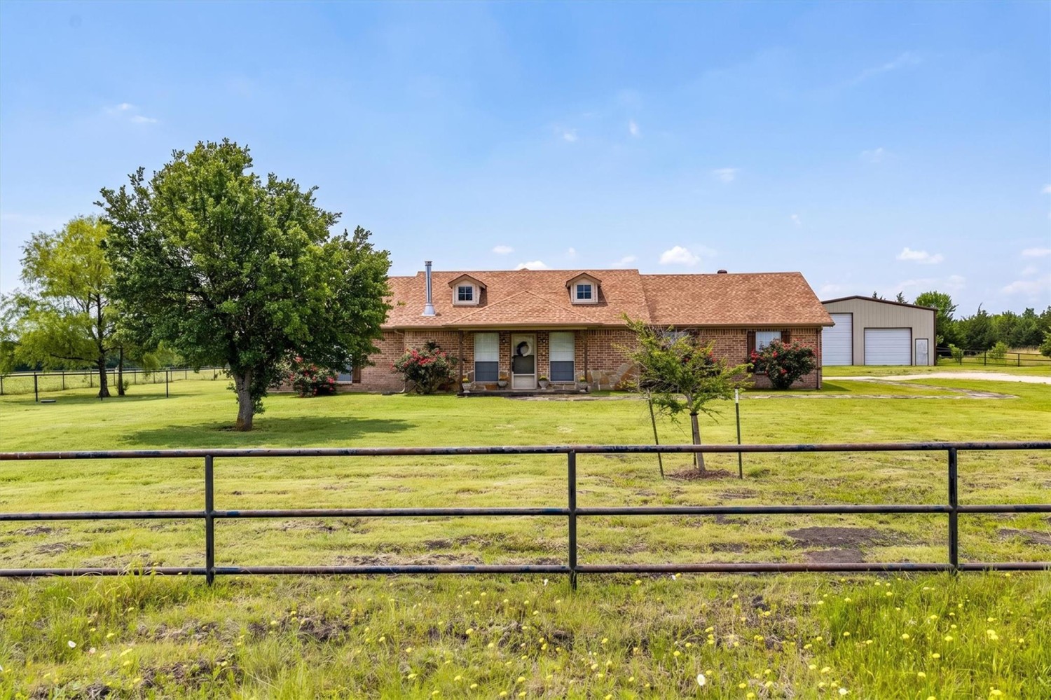 Elfyer - Farmersville, TX House - For Sale