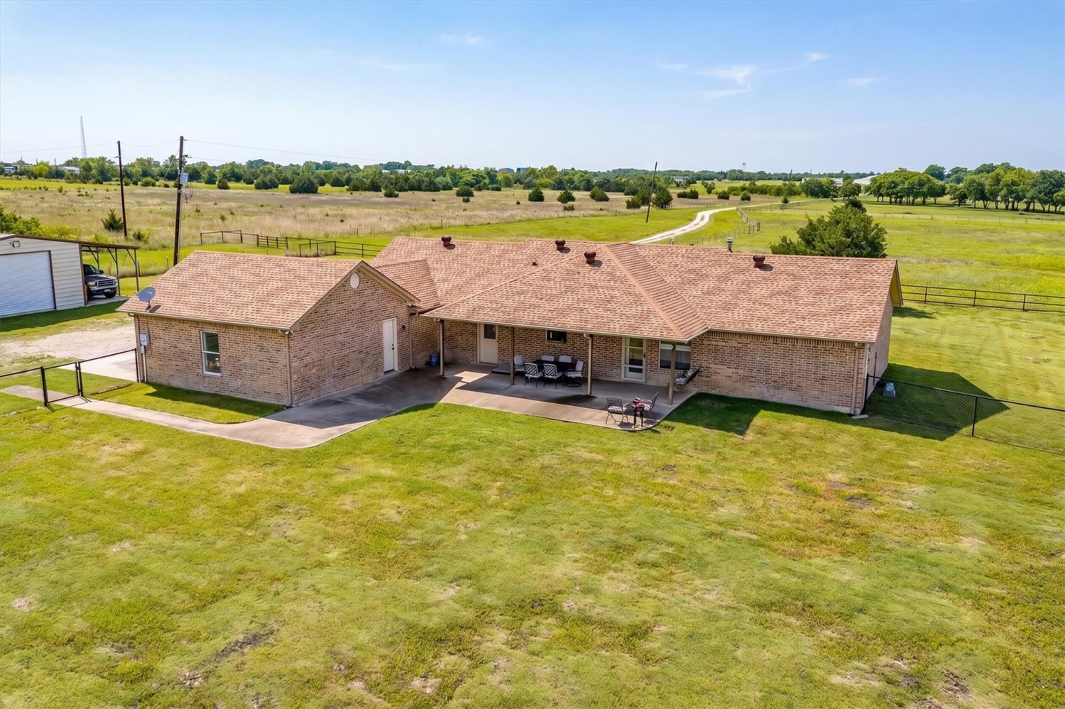 Elfyer - Farmersville, TX House - For Sale