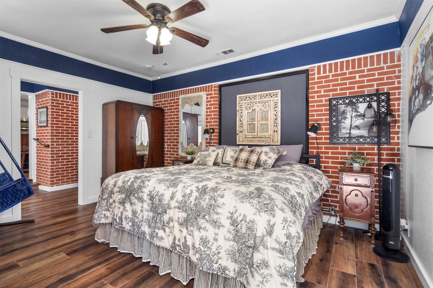 Elfyer - Farmersville, TX House - For Sale