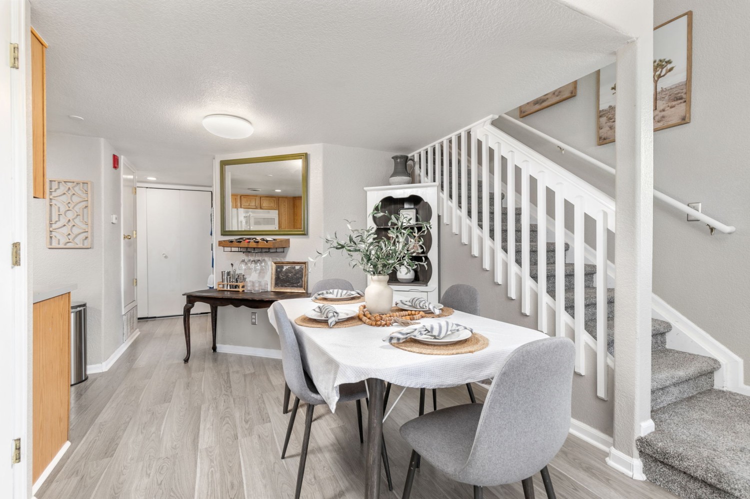 Elfyer - Aurora, CO House - For Sale