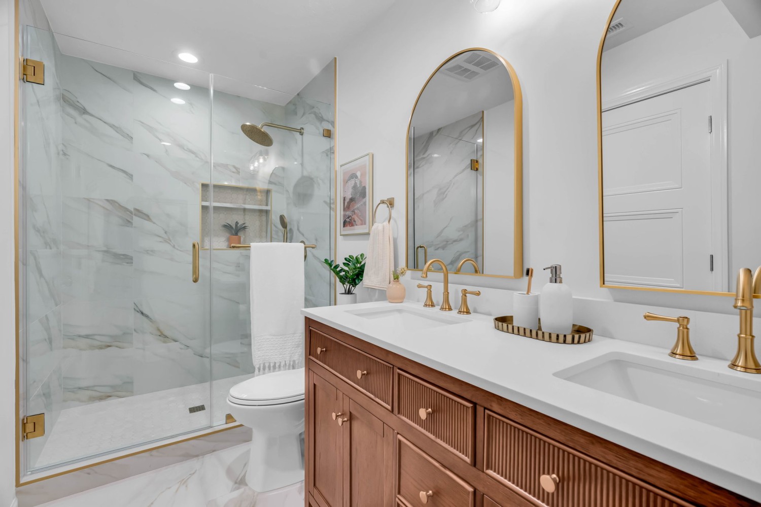 Elfyer - Glendale, CA House - For Sale