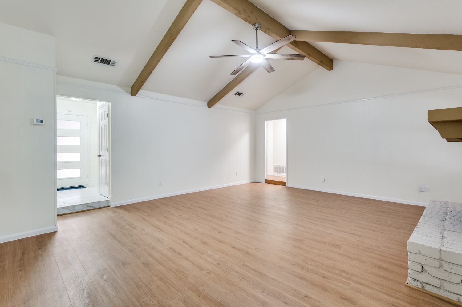 Elfyer - Duncanville, TX House - For Sale