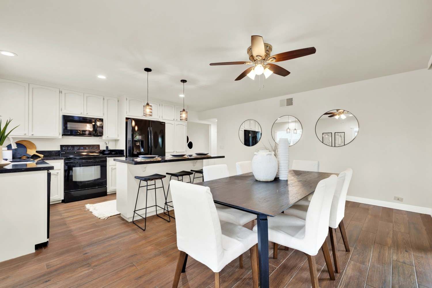 Elfyer - San Diego, CA House - For Sale