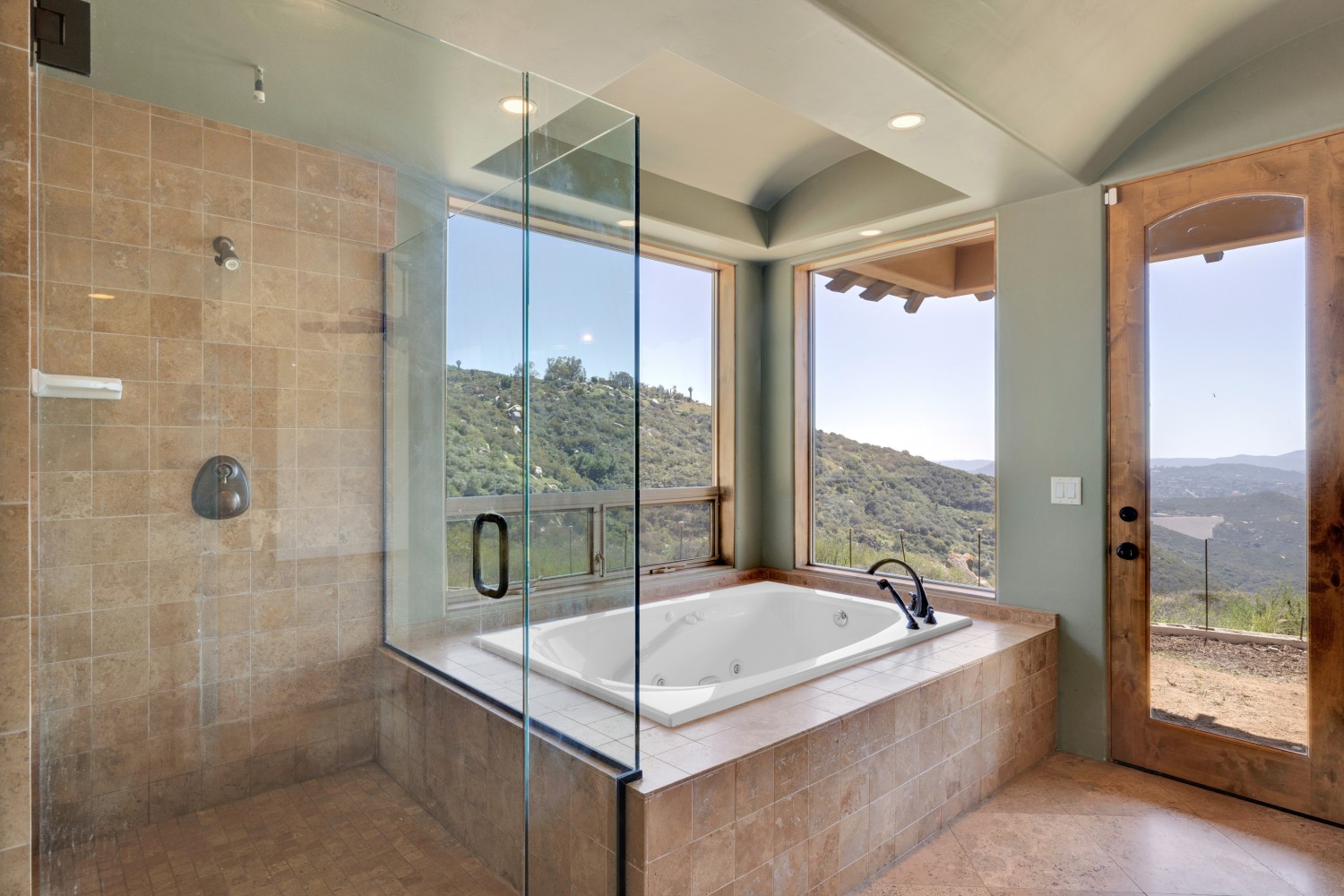 Elfyer - Ramona, CA House - For Sale
