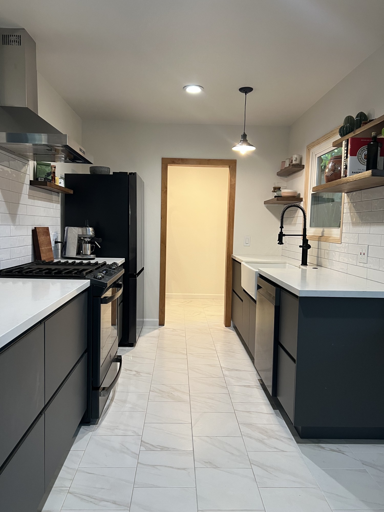 Elfyer - Van Nuys, CA House - For Sale