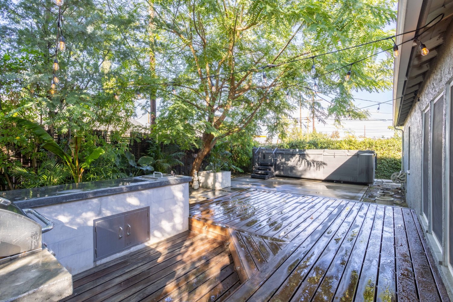 Elfyer - Van Nuys, CA House - For Sale