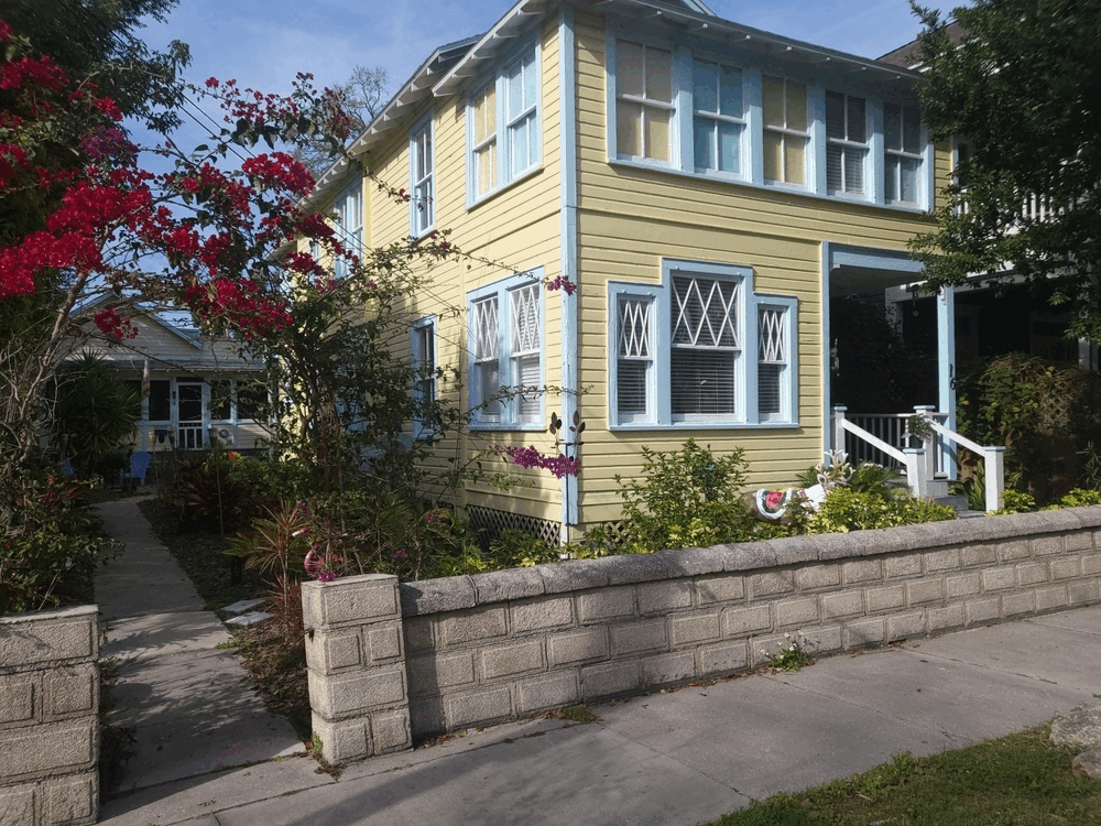 16 Rohde Ave