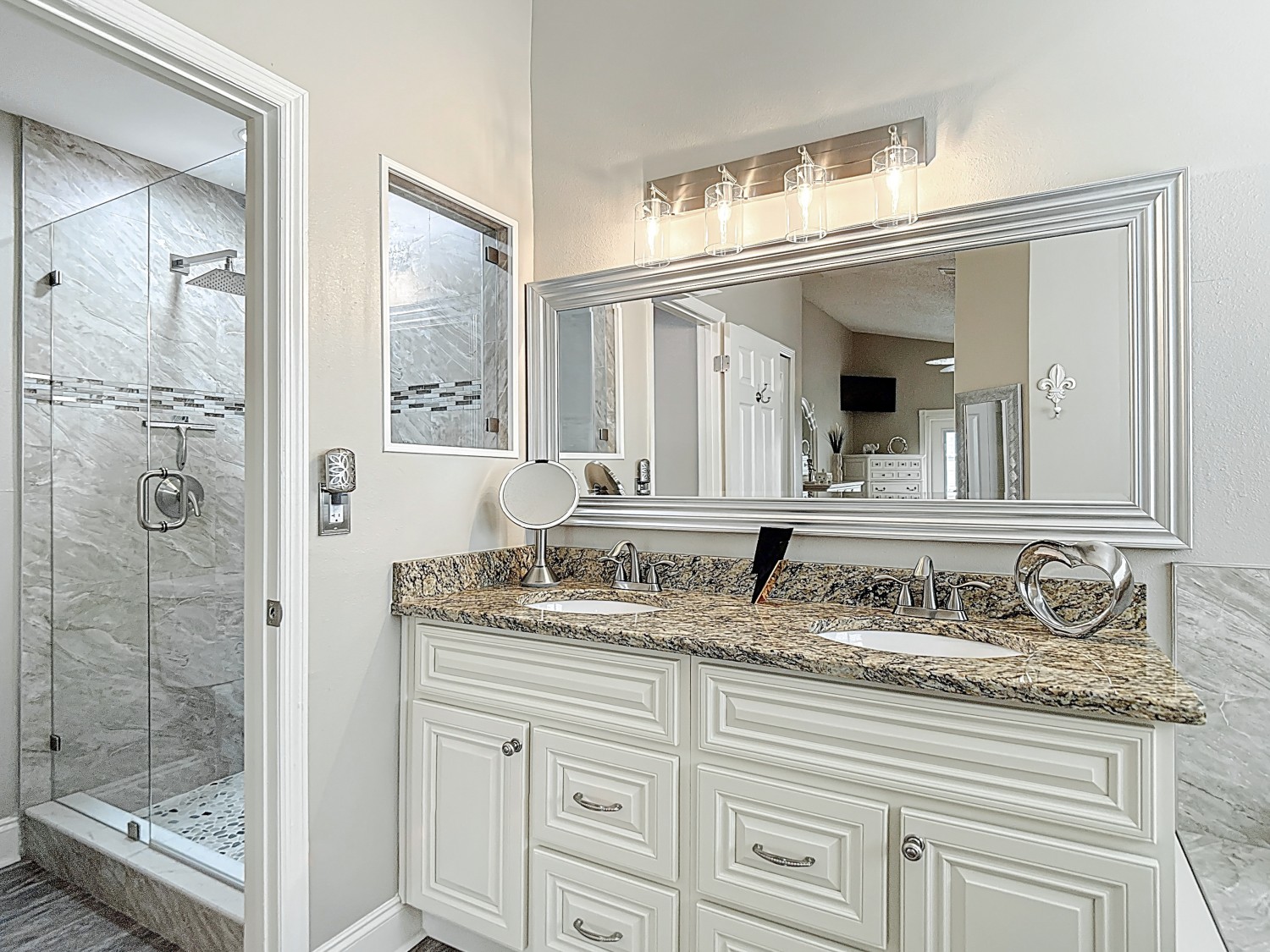 Elfyer - Tampa, FL House - For Sale