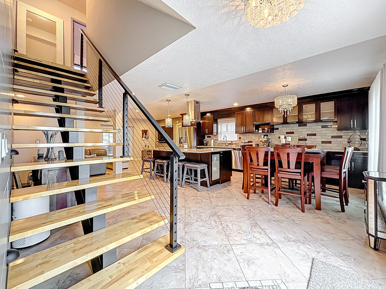 Elfyer - Tampa, FL House - For Sale