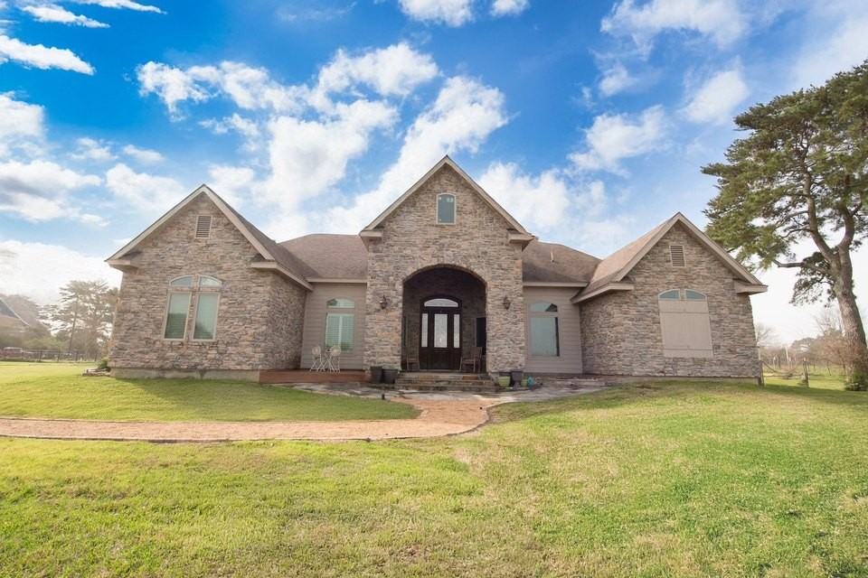 Elfyer - Waller, TX House - For Sale
